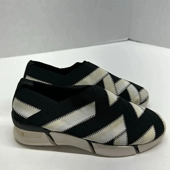 Stella McCartney Platform Sneakers Shoes Slip On Stretch Black White Size 36 / 6 - Picture 4 of 11